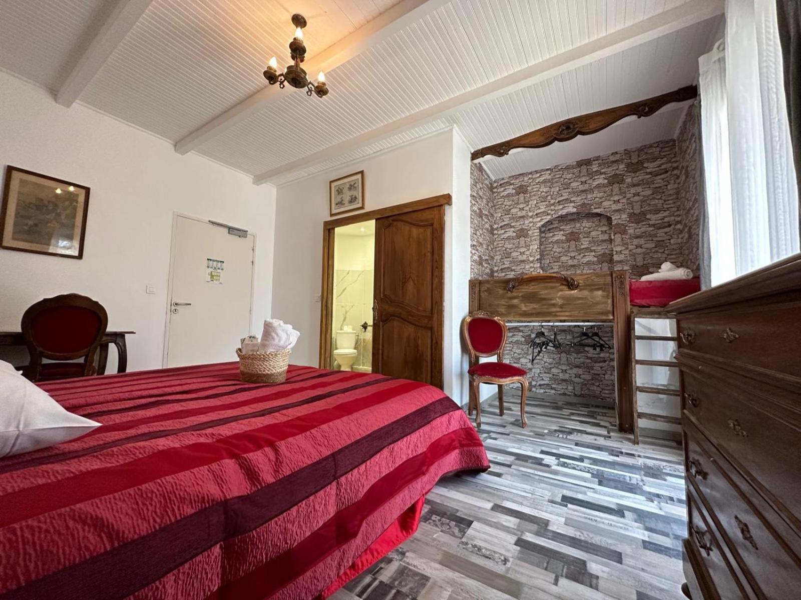 L'Hotel Du Bastier Ginasservis Εξωτερικό φωτογραφία